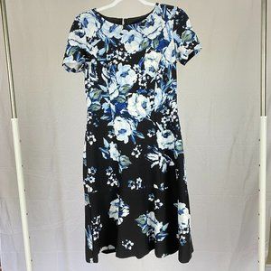 Karl Lagerfeld Paris Women's Black Blue and White Floral Zip Up A-Line D…